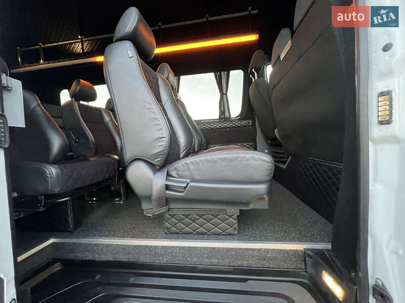 Микроавтобус Mercedes-Benz Sprinter 2019 в Хусте фото 78 Микроавтобус Mercedes-Benz Sprinter 2019 в Хусте