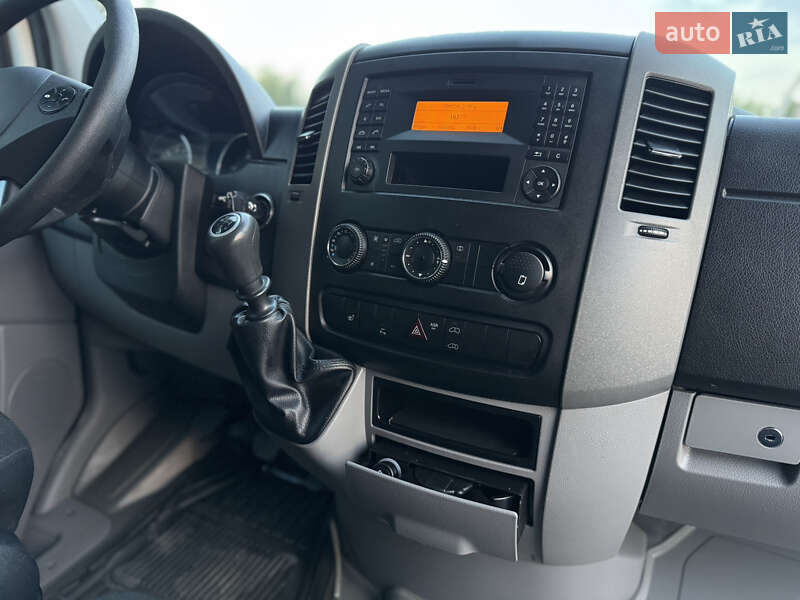 Вантажний фургон Mercedes-Benz Sprinter 2014 в Луцьку фото 5 Вантажний фургон Mercedes-Benz Sprinter 2014 в Луцьку