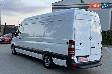 Вантажний фургон Mercedes-Benz Sprinter 2014 в  фото 25 Вантажний фургон Mercedes-Benz Sprinter 2014 в