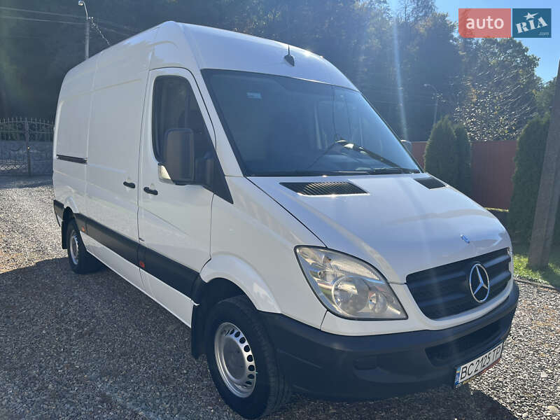 Вантажний фургон Mercedes-Benz Sprinter 2013 в Виноградові