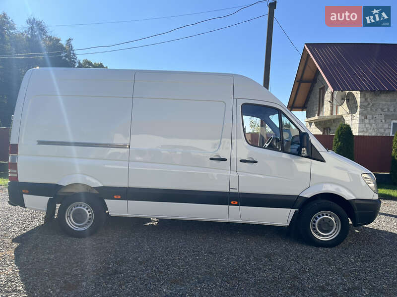 Вантажний фургон Mercedes-Benz Sprinter 2013 в Виноградові