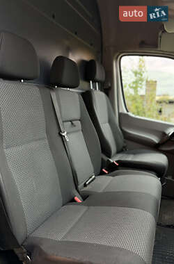 Вантажний фургон Mercedes-Benz Sprinter 2013 в 