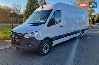 Вантажний фургон Mercedes-Benz Sprinter 2022 в Чернівцях