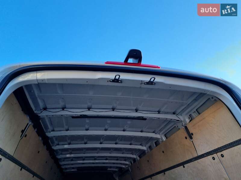 Вантажний фургон Mercedes-Benz Sprinter 2022 в Чернівцях