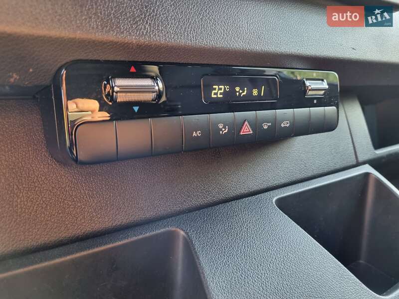 Вантажний фургон Mercedes-Benz Sprinter 2022 в Чернівцях