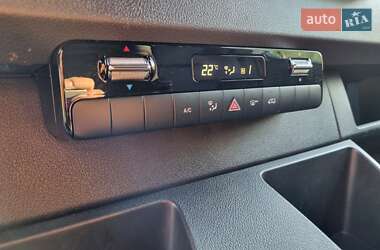 Вантажний фургон Mercedes-Benz Sprinter 2022 в 