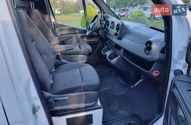 Вантажний фургон Mercedes-Benz Sprinter 2022 в 