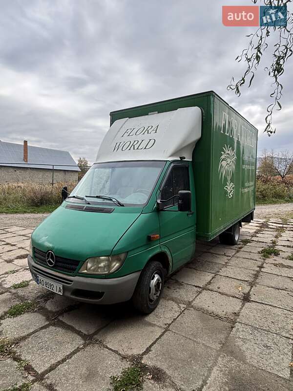 Вантажний фургон Mercedes-Benz Sprinter 2004 в Тячеві фото 3 Вантажний фургон Mercedes-Benz Sprinter 2004 в Тячеві