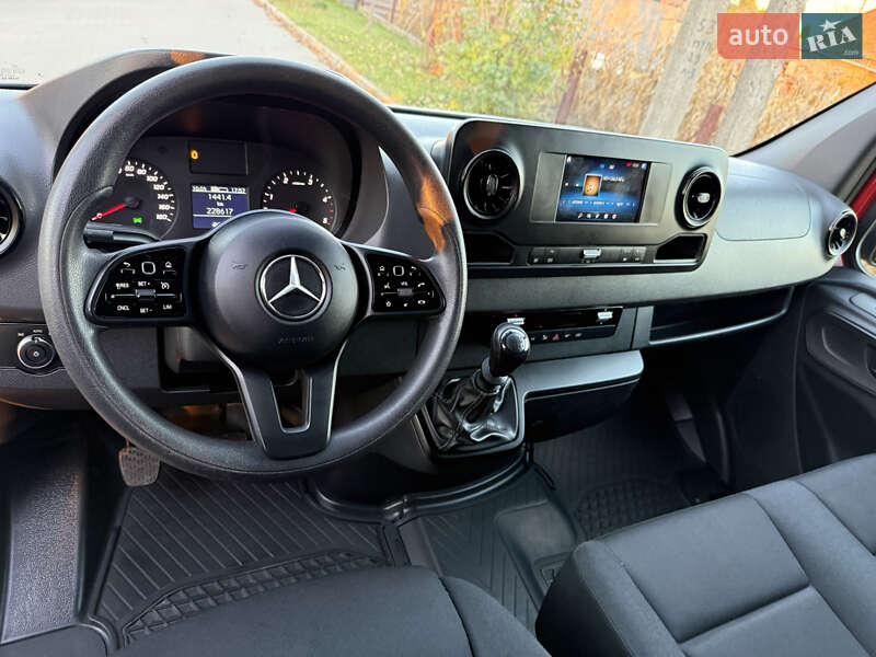 Вантажний фургон Mercedes-Benz Sprinter 2019 в Ковелі фото 10 Вантажний фургон Mercedes-Benz Sprinter 2019 в Ковелі
