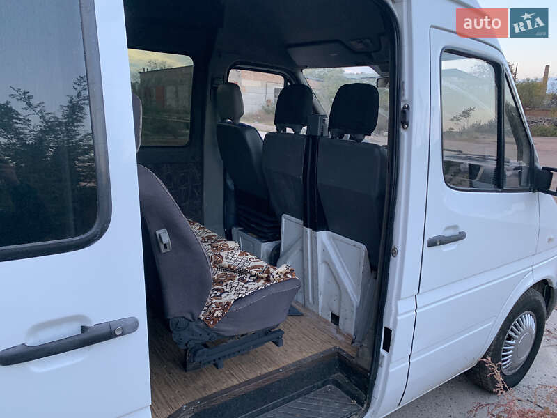 Грузопассажирский фургон Mercedes-Benz Sprinter 2006 в Измаиле