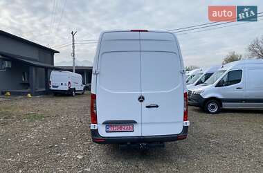 Грузовой фургон Mercedes-Benz Sprinter 2019 в  фото 15 Грузовой фургон Mercedes-Benz Sprinter 2019 в