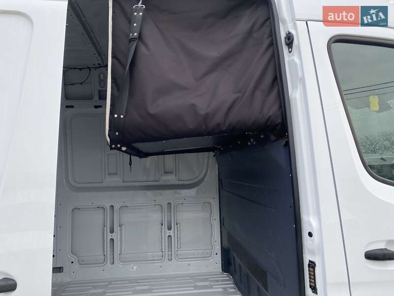 Вантажний фургон Mercedes-Benz Sprinter 2019 в Хусті фото 34 Вантажний фургон Mercedes-Benz Sprinter 2019 в Хусті