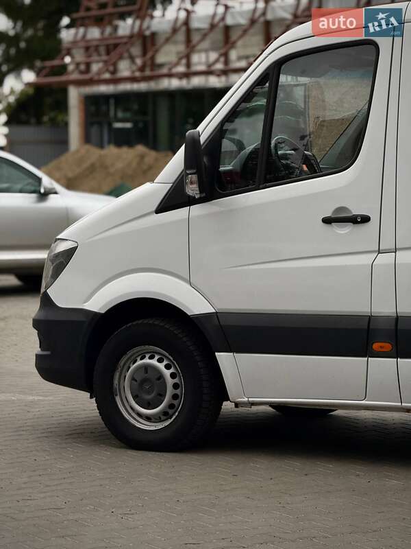 Грузовой фургон Mercedes-Benz Sprinter 2015 в Черновцах фото 5 Грузовой фургон Mercedes-Benz Sprinter 2015 в Черновцах