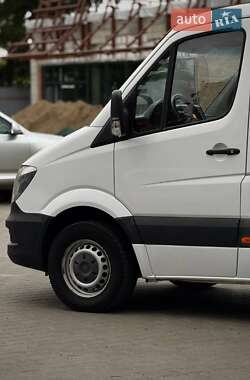 Вантажний фургон Mercedes-Benz Sprinter 2015 в 