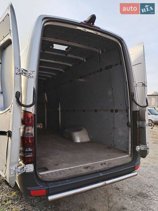 Вантажний фургон Mercedes-Benz Sprinter 2015 в Одесі фото 13 Вантажний фургон Mercedes-Benz Sprinter 2015 в Одесі