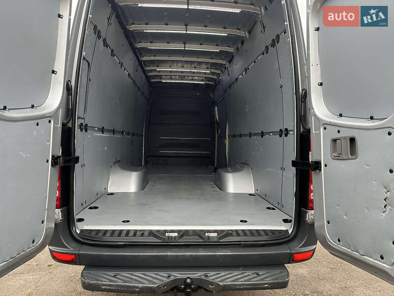 Вантажний фургон Mercedes-Benz Sprinter 2016 в Бердичеві фото 14 Вантажний фургон Mercedes-Benz Sprinter 2016 в Бердичеві