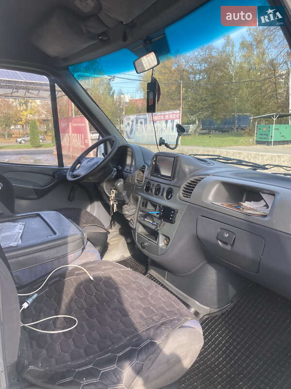 Грузопассажирский фургон Mercedes-Benz Sprinter 2001 в Черновцах фото 10 Грузопассажирский фургон Mercedes-Benz Sprinter 2001 в Черновцах