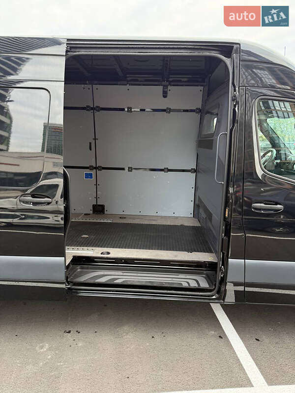 Грузовой фургон Mercedes-Benz Sprinter 2019 в Киеве фото 13 Грузовой фургон Mercedes-Benz Sprinter 2019 в Киеве