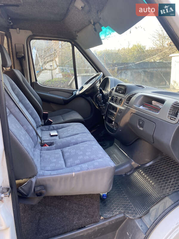 Мікроавтобус Mercedes-Benz Sprinter 2000 в Снятині фото 12 Мікроавтобус Mercedes-Benz Sprinter 2000 в Снятині