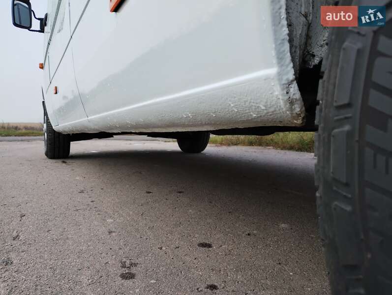 Вантажний фургон Mercedes-Benz Sprinter 2004 в Костопілі фото 13 Вантажний фургон Mercedes-Benz Sprinter 2004 в Костопілі