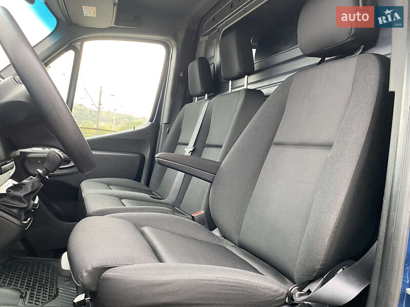 Грузовой фургон Mercedes-Benz Sprinter 2021 в Киеве