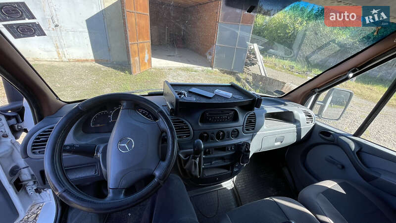 Микроавтобус Mercedes-Benz Sprinter 2005 в Заставной фото 11 Микроавтобус Mercedes-Benz Sprinter 2005 в Заставной
