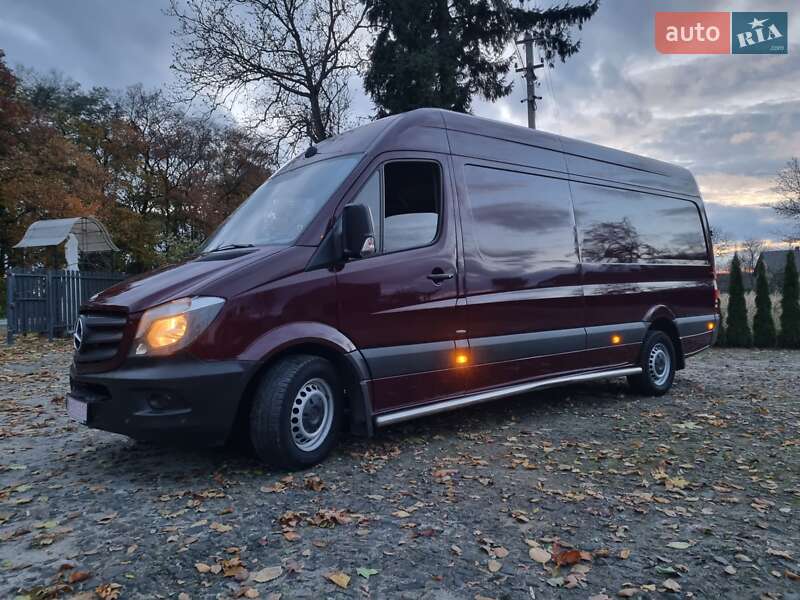Вантажний фургон Mercedes-Benz Sprinter 2014 в Городку фото Вантажний фургон Mercedes-Benz Sprinter 2014 в Городку