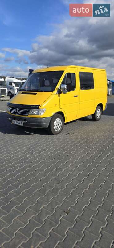 Вантажопасажирський фургон Mercedes-Benz Sprinter 1998 в Чернівцях