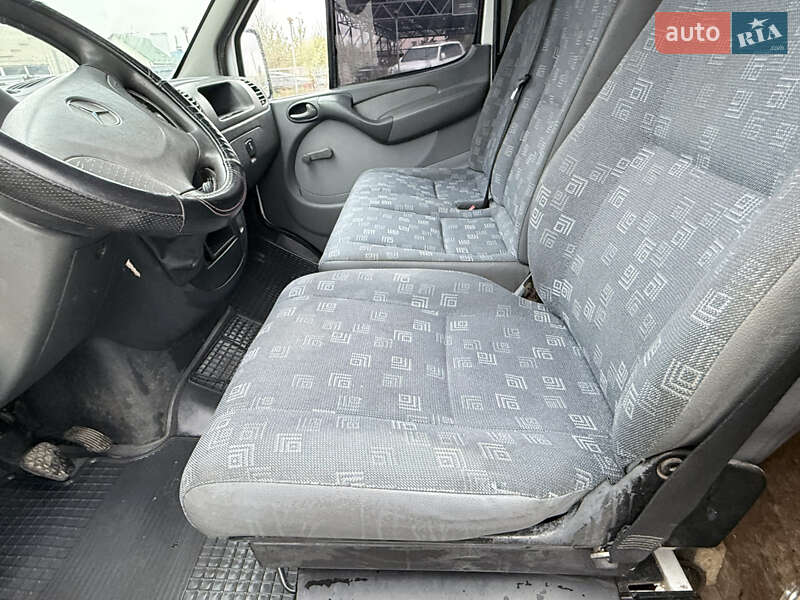 Грузовой фургон Mercedes-Benz Sprinter 2004 в Хмельницком фото 22 Грузовой фургон Mercedes-Benz Sprinter 2004 в Хмельницком