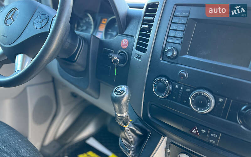 Вантажний фургон Mercedes-Benz Sprinter 2016 в Коломиї фото 15 Вантажний фургон Mercedes-Benz Sprinter 2016 в Коломиї