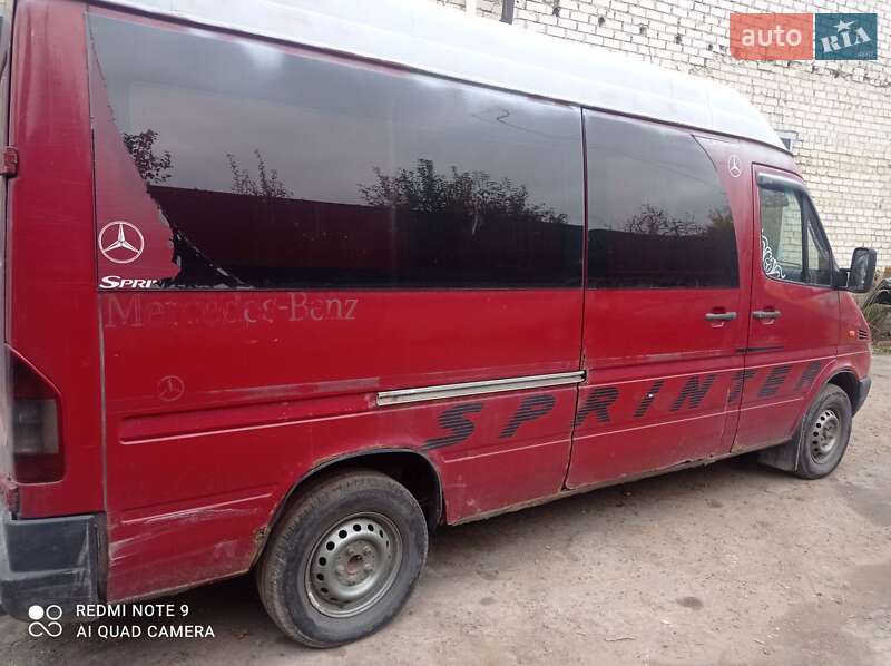Мікроавтобус Mercedes-Benz Sprinter 2001 в Здолбуніві фото 13 Мікроавтобус Mercedes-Benz Sprinter 2001 в Здолбуніві