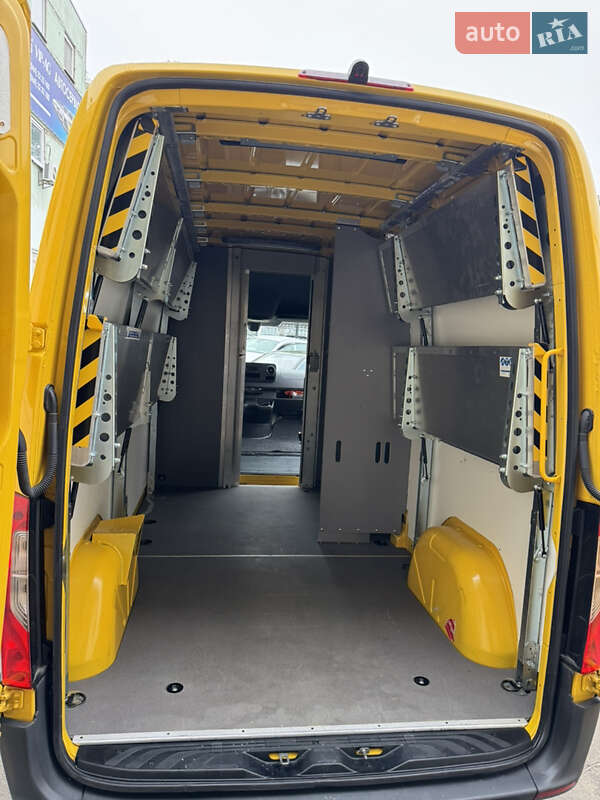 Вантажний фургон Mercedes-Benz Sprinter 2023 в Києві фото 44 Вантажний фургон Mercedes-Benz Sprinter 2023 в Києві