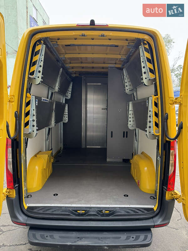 Вантажний фургон Mercedes-Benz Sprinter 2023 в Києві фото 35 Вантажний фургон Mercedes-Benz Sprinter 2023 в Києві