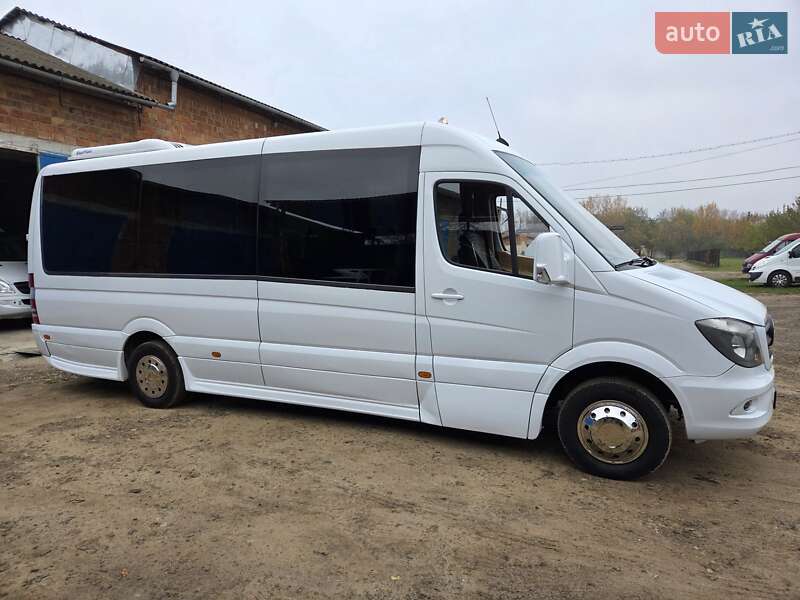 Туристичний / Міжміський автобус Mercedes-Benz Sprinter 2015 в Чернівцях