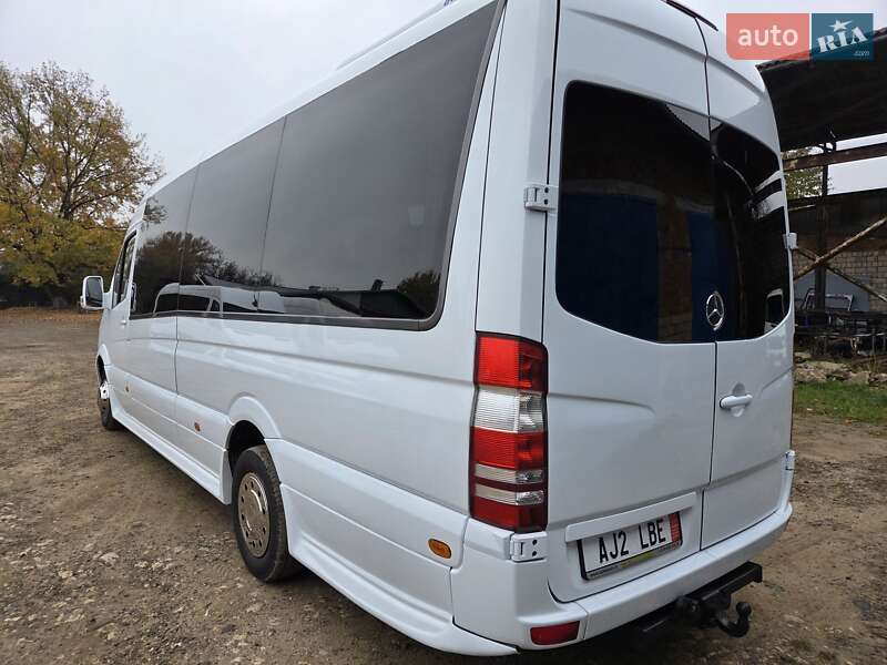 Туристичний / Міжміський автобус Mercedes-Benz Sprinter 2015 в Чернівцях