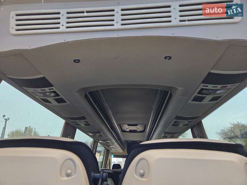 Туристичний / Міжміський автобус Mercedes-Benz Sprinter 2015 в Чернівцях