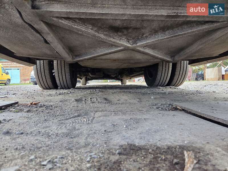 Туристичний / Міжміський автобус Mercedes-Benz Sprinter 2015 в Чернівцях