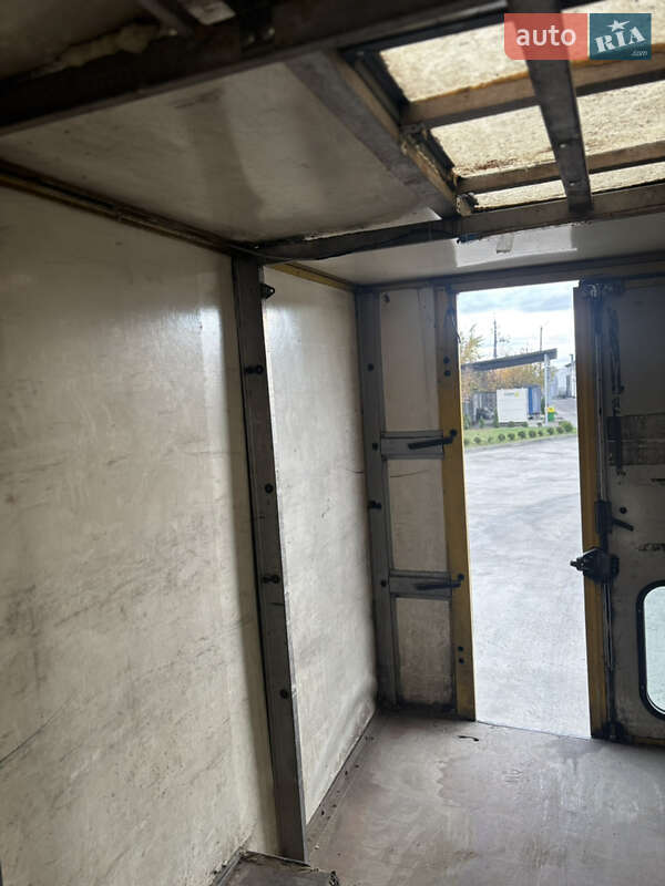 Вантажний фургон Mercedes-Benz Sprinter 2003 в Брошневі-Облозі фото 23 Вантажний фургон Mercedes-Benz Sprinter 2003 в Брошневі-Облозі