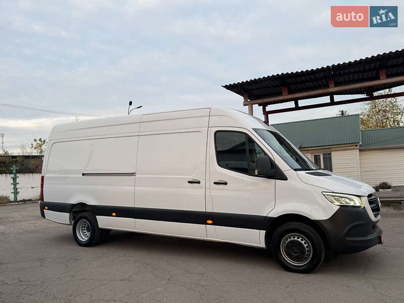 Вантажний фургон Mercedes-Benz Sprinter 2019 в Рівному