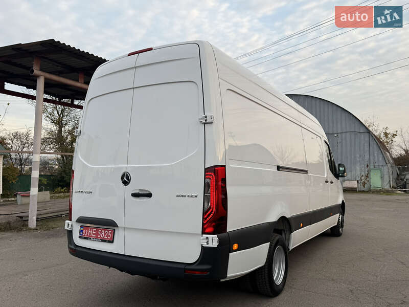 Вантажний фургон Mercedes-Benz Sprinter 2019 в Рівному
