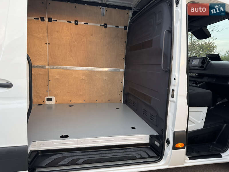 Вантажний фургон Mercedes-Benz Sprinter 2019 в Рівному