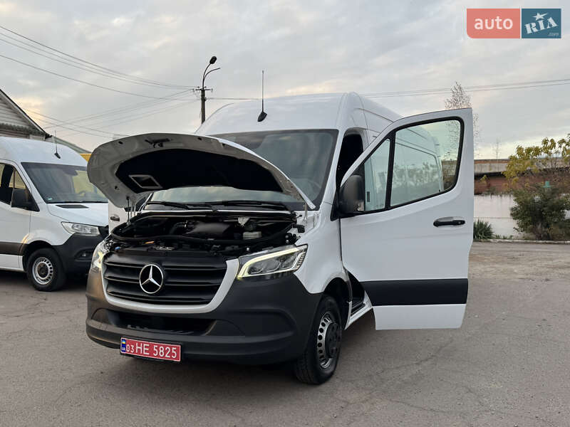 Вантажний фургон Mercedes-Benz Sprinter 2019 в Рівному