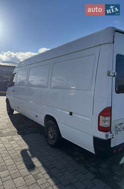 Вантажний фургон Mercedes-Benz Sprinter 2004 в  фото 5 Вантажний фургон Mercedes-Benz Sprinter 2004 в