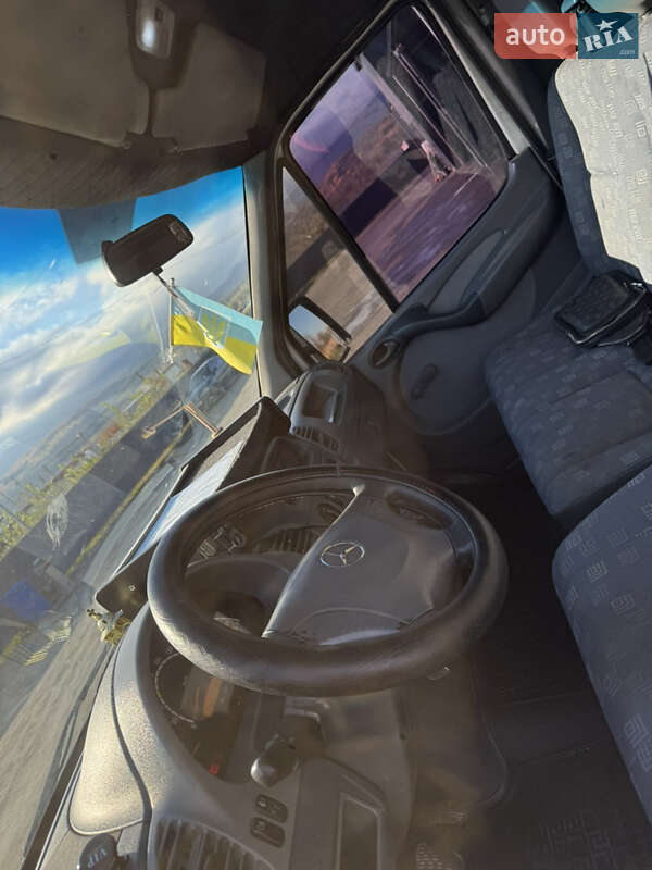 Грузовой фургон Mercedes-Benz Sprinter 2004 в Тячеве фото 7 Грузовой фургон Mercedes-Benz Sprinter 2004 в Тячеве