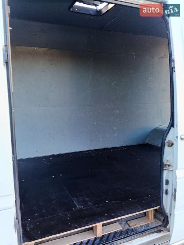 Вантажний фургон Mercedes-Benz Sprinter 2004 в Болграді фото 8 Вантажний фургон Mercedes-Benz Sprinter 2004 в Болграді