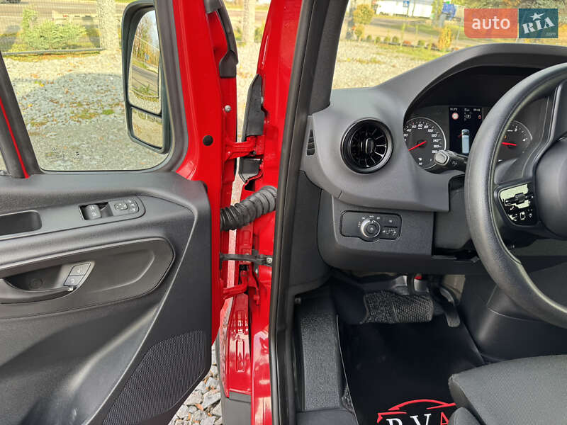 Грузовой фургон Mercedes-Benz Sprinter 2020 в Бродах фото 14 Грузовой фургон Mercedes-Benz Sprinter 2020 в Бродах