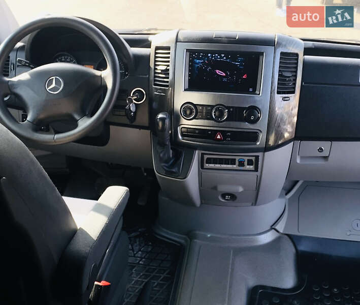 Микроавтобус Mercedes-Benz Sprinter 2010 в Кривом Роге фото 22 Микроавтобус Mercedes-Benz Sprinter 2010 в Кривом Роге