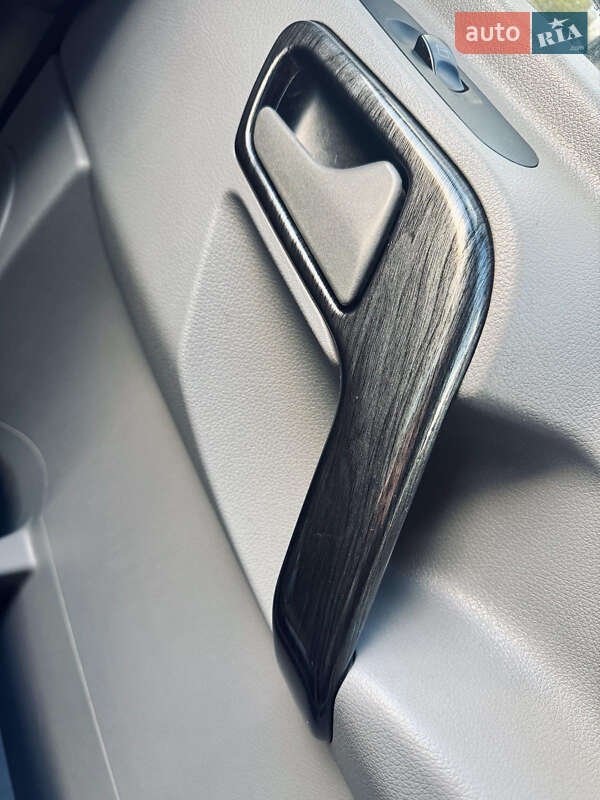 Микроавтобус Mercedes-Benz Sprinter 2010 в Кривом Роге фото 60 Микроавтобус Mercedes-Benz Sprinter 2010 в Кривом Роге