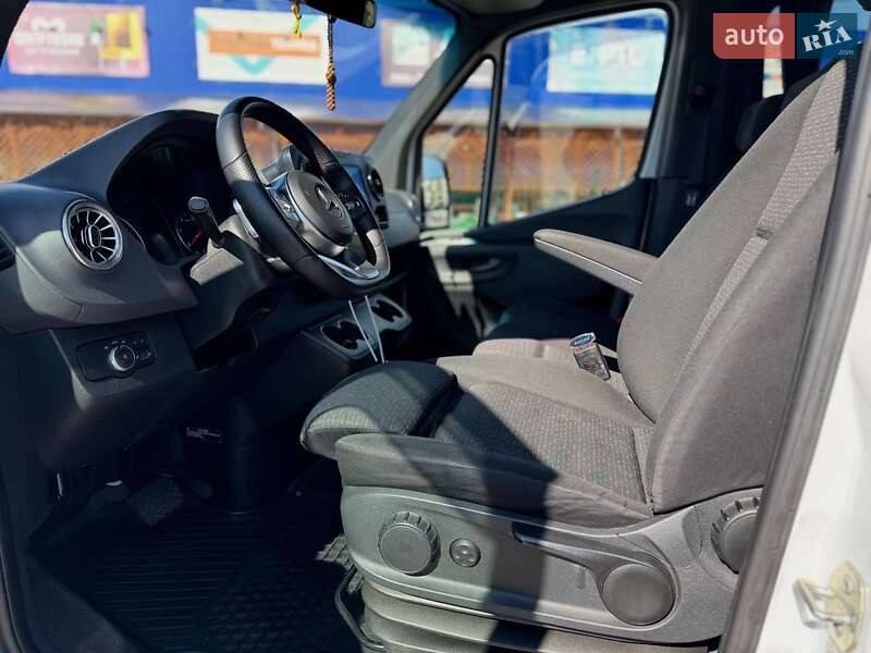 Микроавтобус Mercedes-Benz Sprinter 2018 в Калуше фото 17 Микроавтобус Mercedes-Benz Sprinter 2018 в Калуше