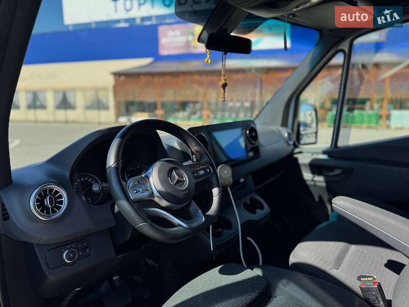 Микроавтобус Mercedes-Benz Sprinter 2018 в Калуше фото 28 Микроавтобус Mercedes-Benz Sprinter 2018 в Калуше